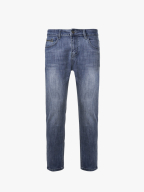 Quần Jean Thêu Chữ M Form Slimfit QJ111