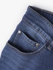 Quần Jeans Xanh Đậm Rã Tam Giác Ở Sườn Form Slimfit QJ091