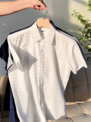 Áo Sơ Mi Trơn Tay Ngắn Form Regular SM087 Màu Xanh Đen