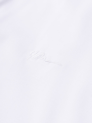 Áo Sơ Mi Coolmax Xếp Ly Thêu 4M Form Slimfit SM194