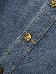 Áo Khoác Jean Trơn Túi Hộp 2 Bên Form Regular AK077 Màu Xanh Biển Đậm