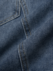 Áo Khoác Jean Trơn Túi Hộp 2 Bên Form Regular AK077 Màu Xanh Biển Đậm