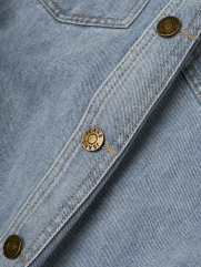 Áo Khoác Jean Trơn Túi Hộp 2 Bên Form Regular AK077 Màu Xanh Biển Nhạt