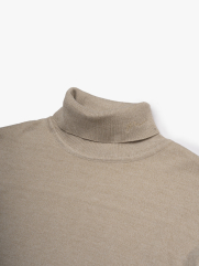 Áo Len Cổ Lọ Thêu 4M Ở Cổ Form Regular AL015 Màu Be