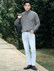 Quần Jean Xanh Thêu Logo 4M Form Slim QJ118