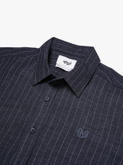 Áo Sơ Mi Sọc Tay Ngắn Thêu Logo M Form Regular SM198 Màu Sọc Xanh Đen