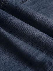 Quần Jean Thêu 4M Ở Túi Sau Form Slimfit QJ122 Màu Xanh Biển Đậm