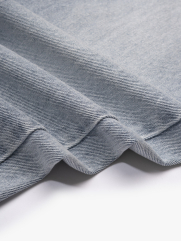 Quần Jean Thêu Hình Ngựa Túi Sau Form Straight QJ124