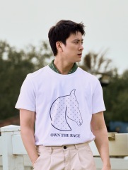 Áo Thun In Đầu Ngựa Pattern Form Regular AT183