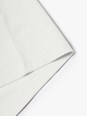 Áo Thun Rayon Cổ V Thêu Chữ Beyond Daily Form Regular AT195 Màu Trắng