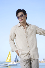 Áo Sơ Mi Linen Thêu Logo Cánh Buồm Phía Sau Form Relaxed SM208 Màu Be Nhạt