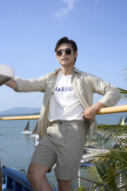 Áo Thun Cổ Tròn In Chữ Harbor Form Relaxed AT193 Màu Trắng