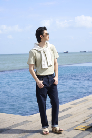 Quần Jean Diễu Trang Trí Thêu Logo 3 Sọc Form Regular QJ126 Màu Xanh