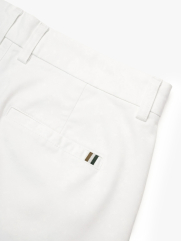 Quần Short Signature Stripe Form Straight QS088 Màu Trắng