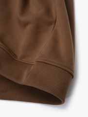 Áo Sweatshirt Chân Cua In Chữ Form Regular AS007 Màu Nâu