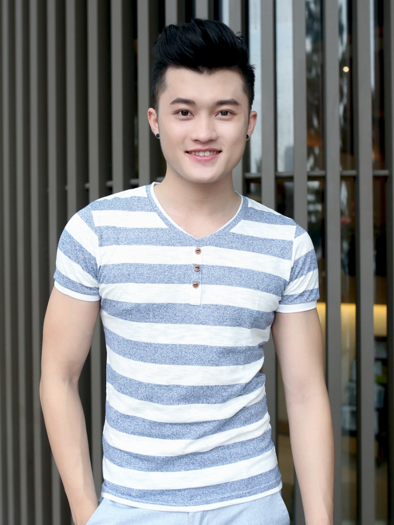 Áo thun cổ tim sọc xanh đen at610 - 1