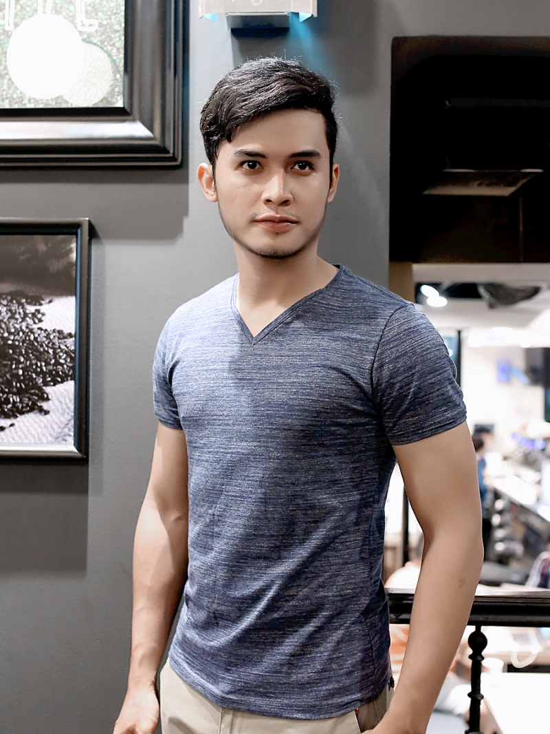 Áo thun cổ tim xanh đậm at616 - 2