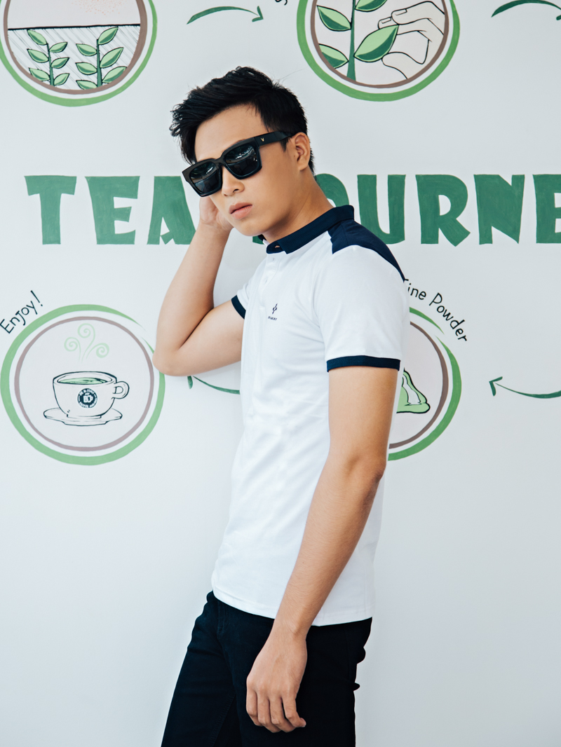 Áo thun có cổ trắng at629 - 1