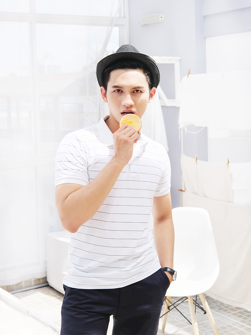 Áo thun có cổ trắng kem at776 - 1