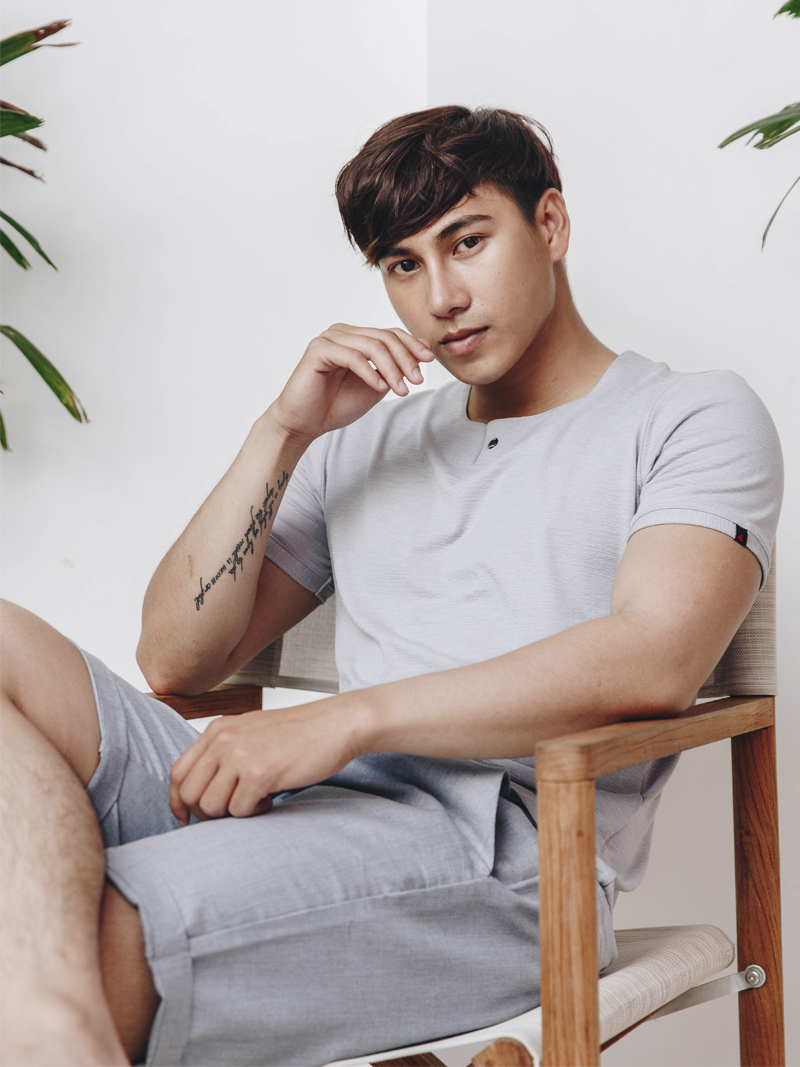 Áo Thun Cổ Tròn Xám AT796
