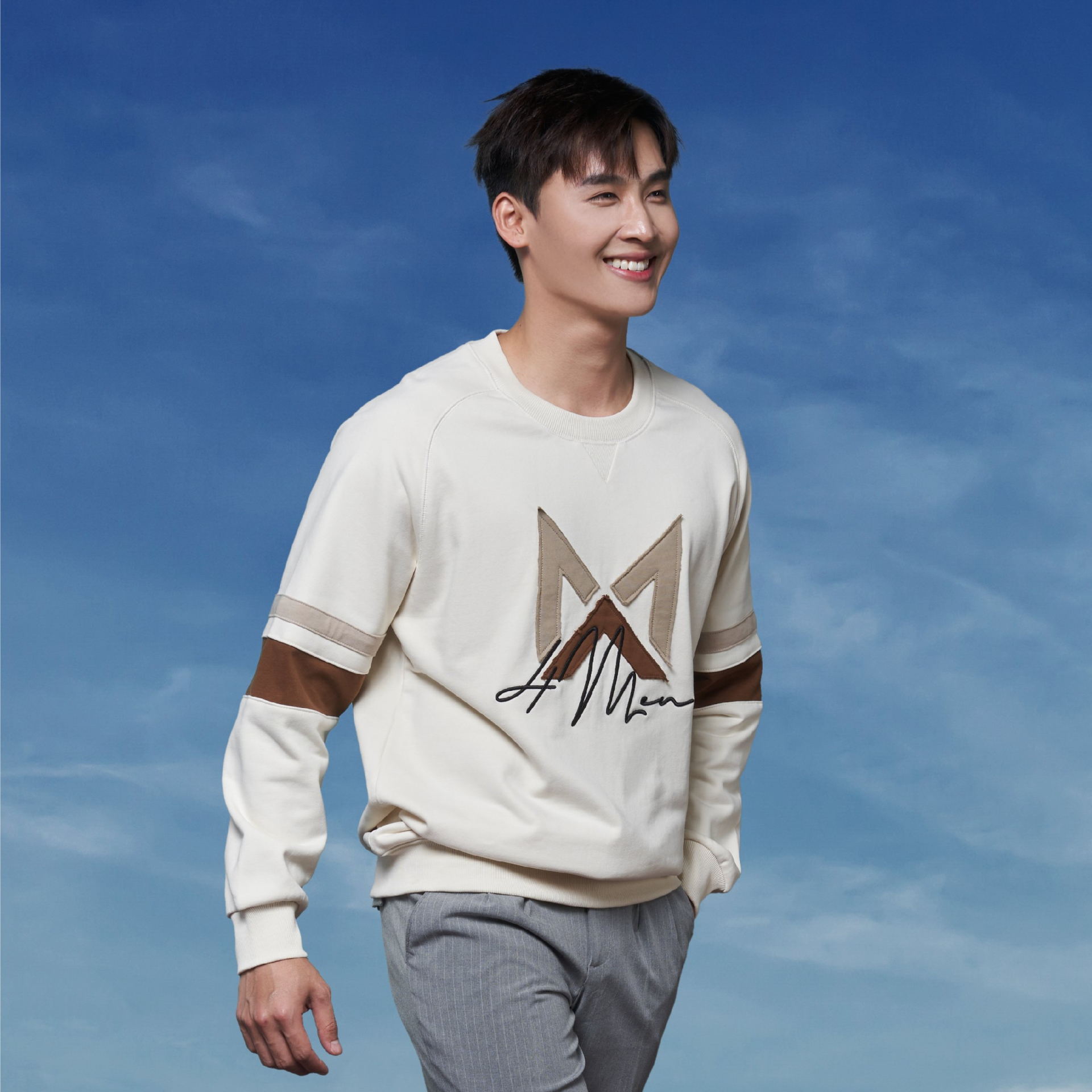 ÁO SWEATER THÊU LOGO 4MEN FORM REGULAR AS004