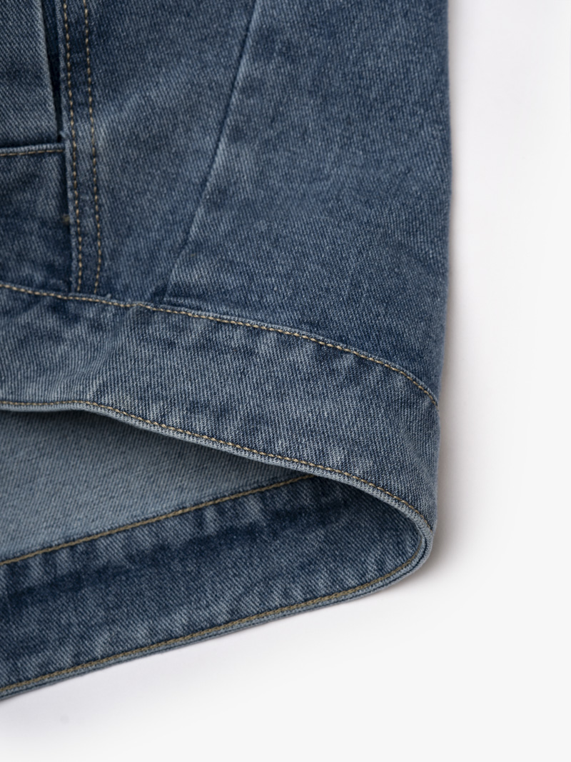 Áo Khoác Jean Trơn Túi Hộp 2 Bên Form Regular AK077 Màu Xanh Biển Đậm