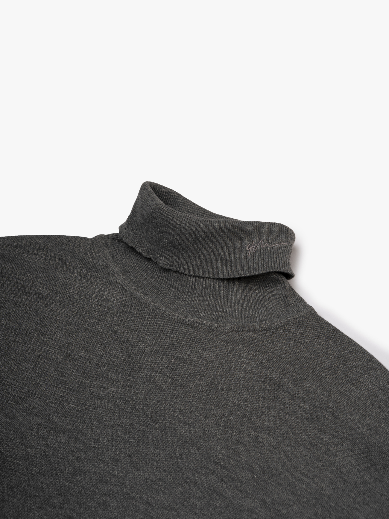 Áo Len Cổ Lọ Thêu 4M Ở Cổ Form Regular AL015 Màu Xám Muối Tiêu