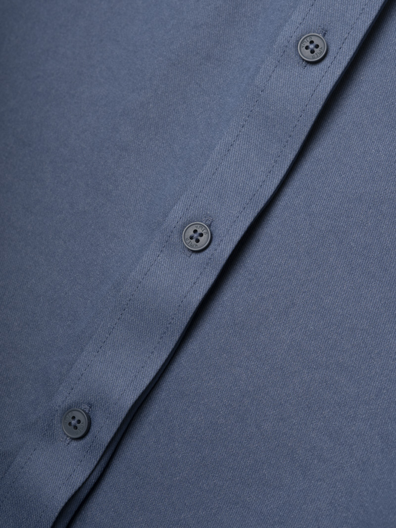 Áo Sơ Mi Denim Thêu Just Breath Form Regular SM196 Màu Xanh Biển Nhạt