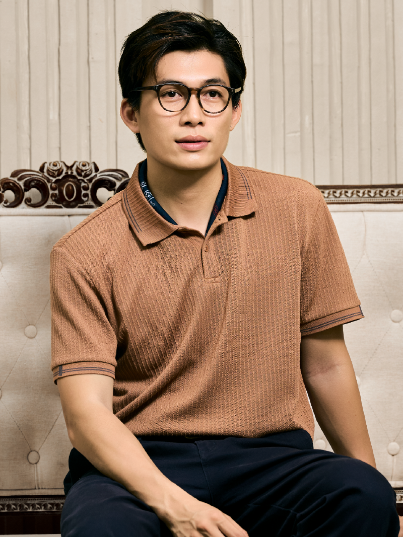 Áo Polo Dệt Kim Gân Nổi Form Regular PO176 Màu Nâu Nhạt