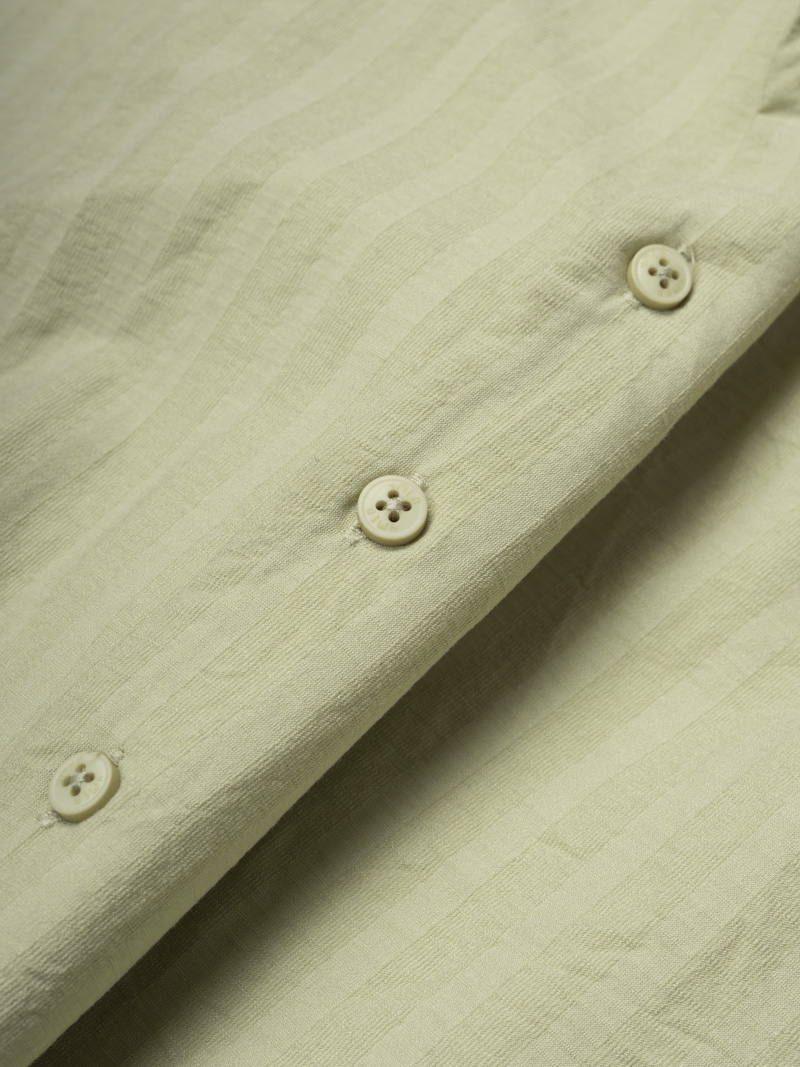 Áo Sơ Mi Cổ Cuban Thêu Đầu Ngựa Form Regular SM200 Màu Xanh