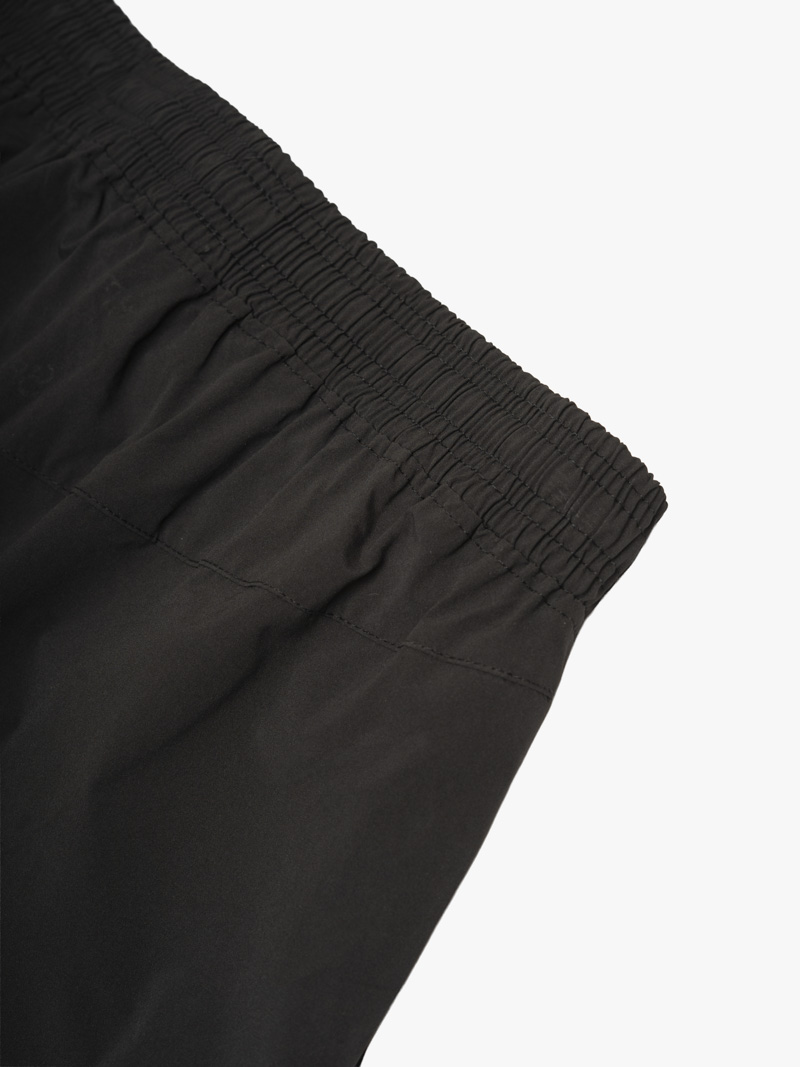 Quần Short Thể Thao 6inch Thêu logo 4m Form Relax QS082 Màu Đen