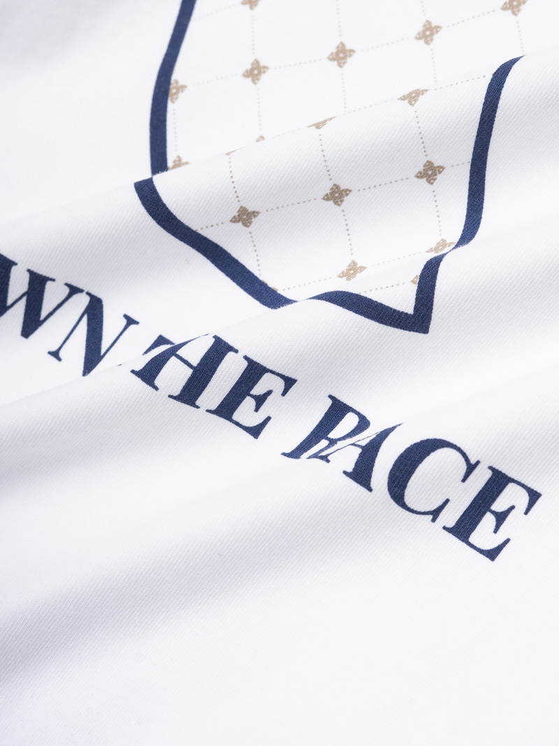 Áo Thun In Đầu Ngựa Pattern Form Regular AT183