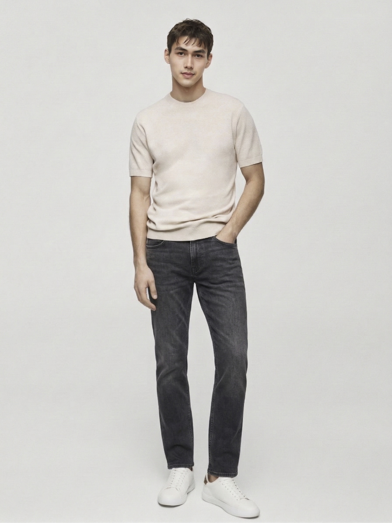 Quần Jean Diễu Túi Sau Form Slimfit QJ117 Màu Xám Đậm