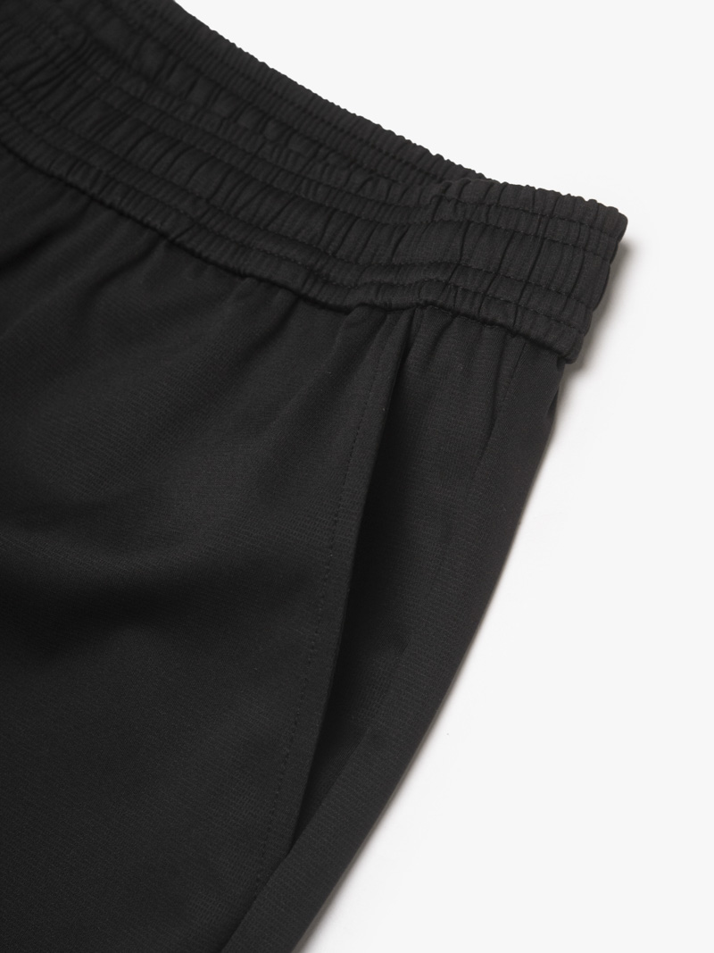 Quần Short Cool-X In Logo Form Straight QS084 Đen