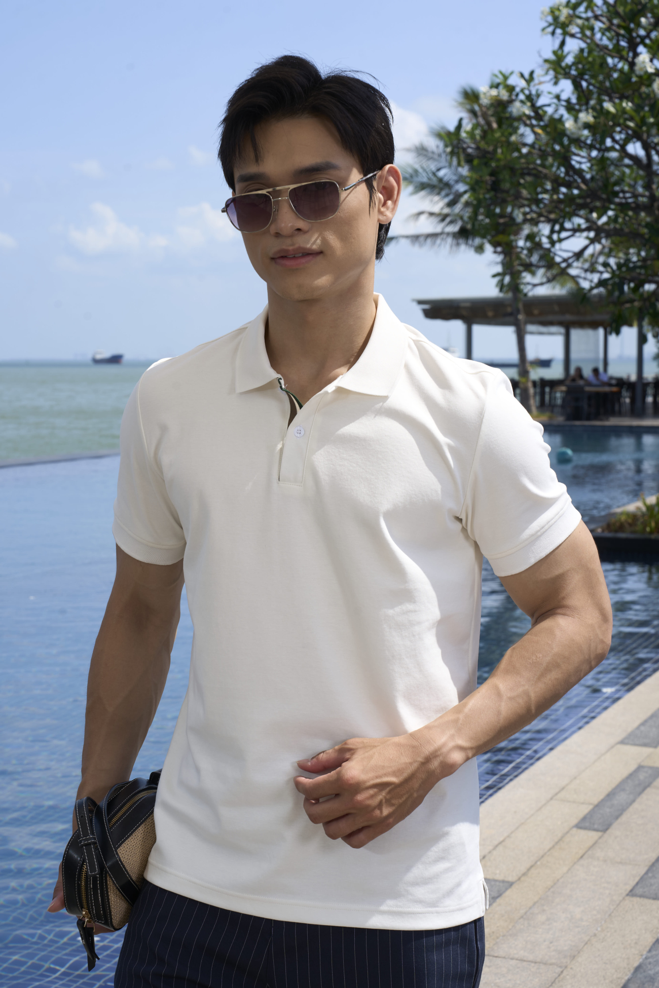 Áo Polo Trụ 3 Sọc Form Regular PO190 Màu Trắng