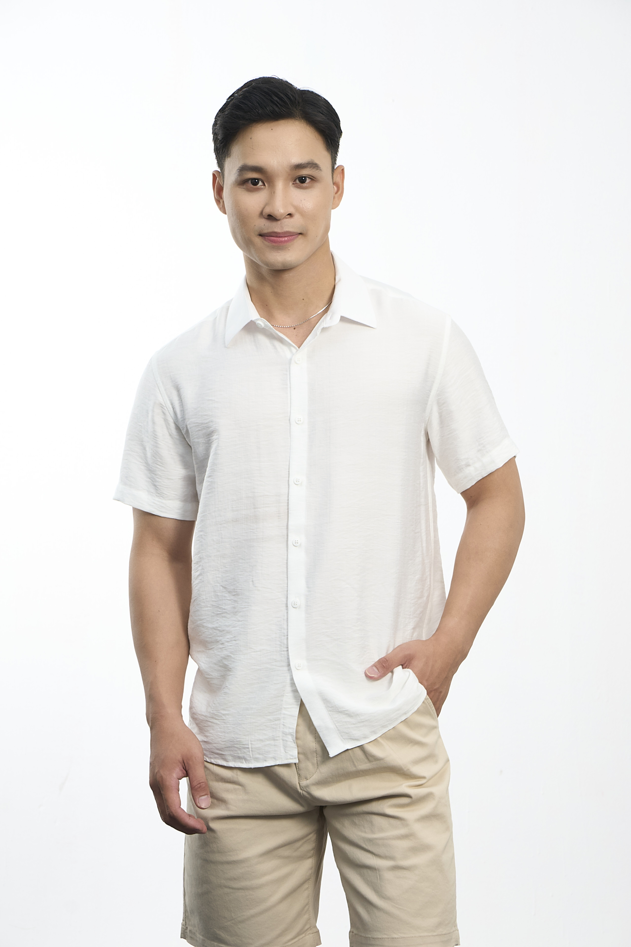 Áo Sơ Mi Linen Xước Ngắn Tay Form Regular SM203 Màu Trắng
