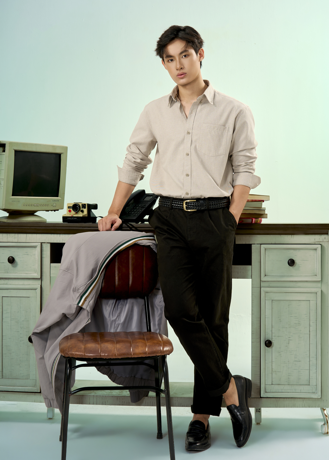 Áo Sơ Mi Oxford Signature Stripe Form Regular SM209 Màu Be Nhạt