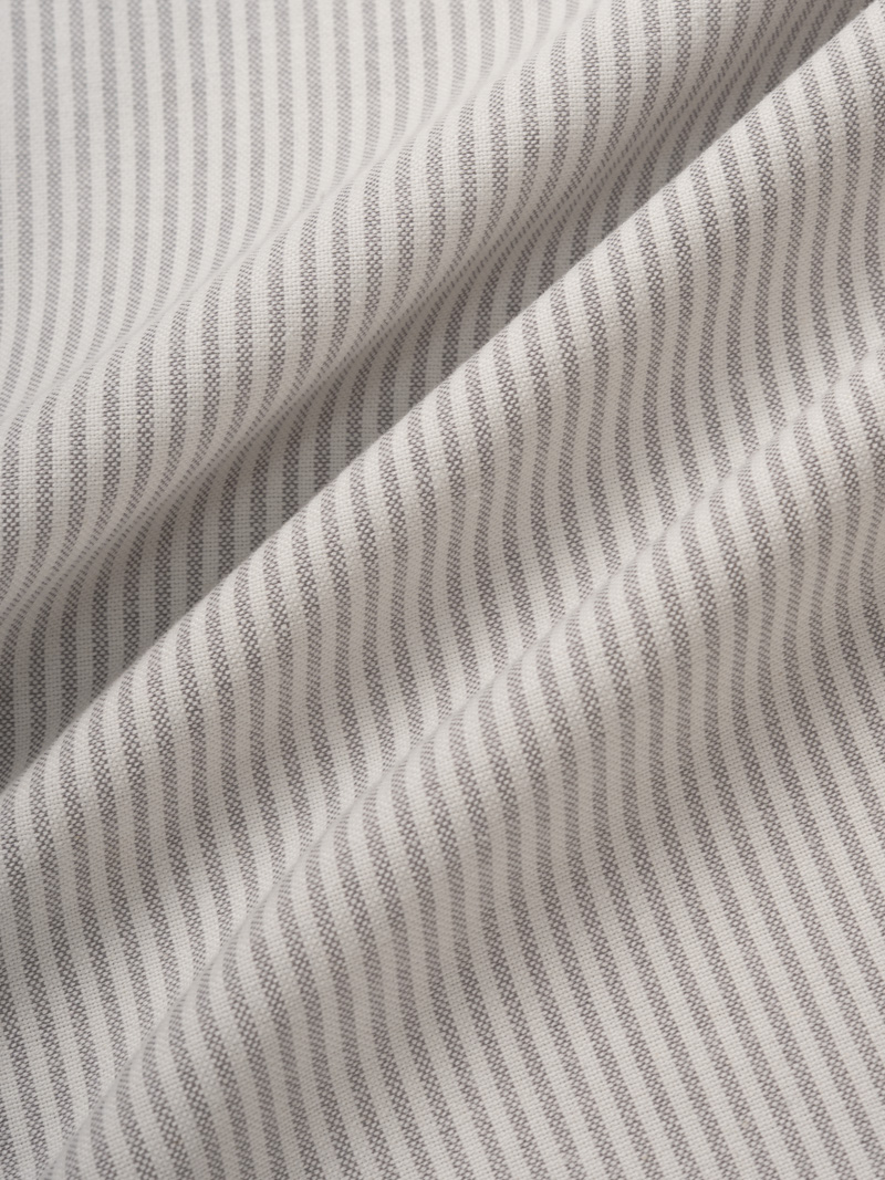 Áo Sơ Mi Signature Stripe Sọc Tay Ngắn Form Regular SM210 Màu Sọc Xám