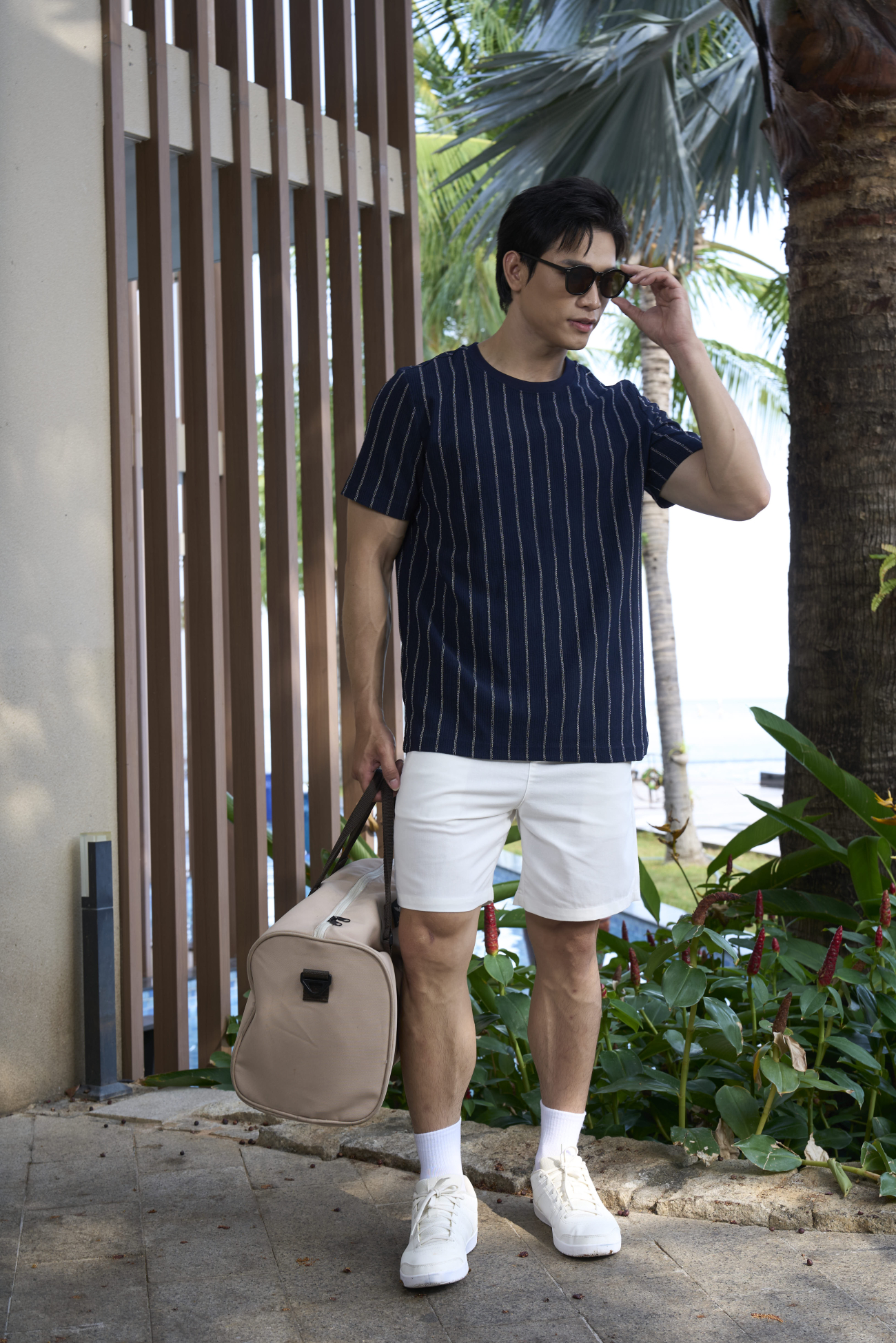 Quần Short Linen Thêu Cánh Buồm Form Straight QS087 Màu Trắng