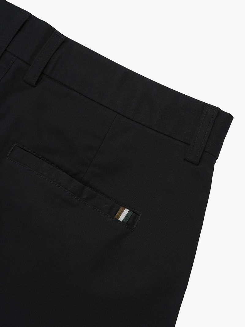 Quần Short Signature Stripe Form Straight QS088 Màu Đen