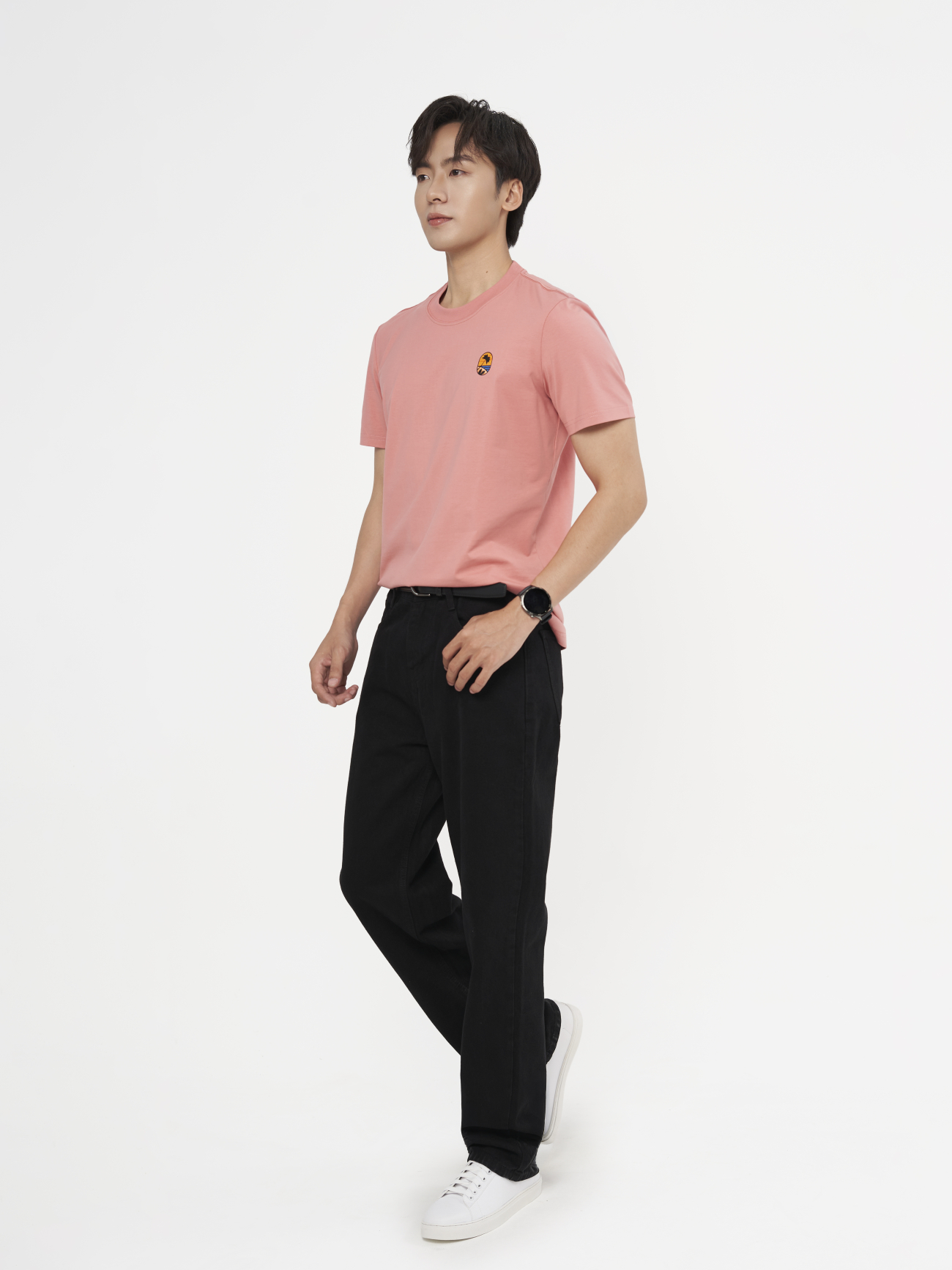 Quần Jean Phối Dây Sọc 2 Bên Sườn Form Straight Đen QJ133 Màu Đen