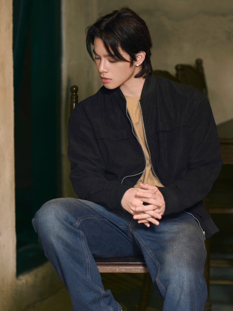 Áo Khoác Bomber Form Relax AK084 Màu Đen