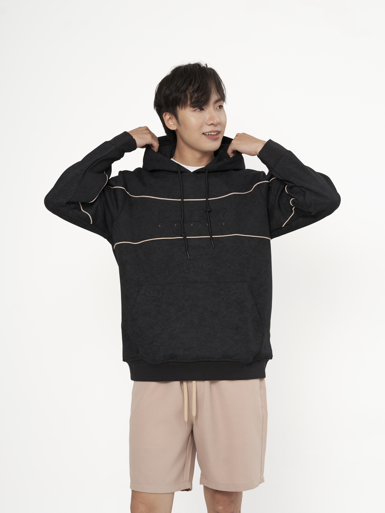 Áo Hoodie Vải Loang Rã Phối Viền Lé In Dập Nổi Preppy Form Regular AH008 Màu Đen