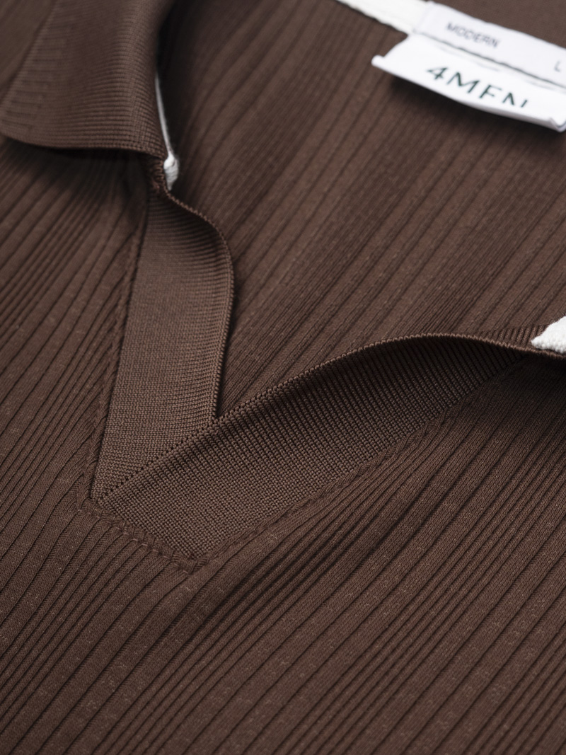 Áo Polo Vertical Texture Cổ V Bo Kiểu Form Modern PO199 Màu Nâu