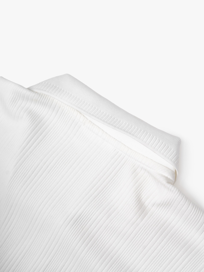Áo Polo Vertical Texture Cổ V Bo Kiểu Form Modern PO199 Màu Trắng