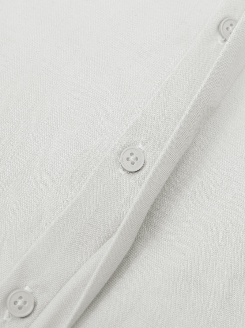 Áo Sơ Mi Herringbone Nẹp Dấu Khuy Form Regular SM211 Màu Trắng