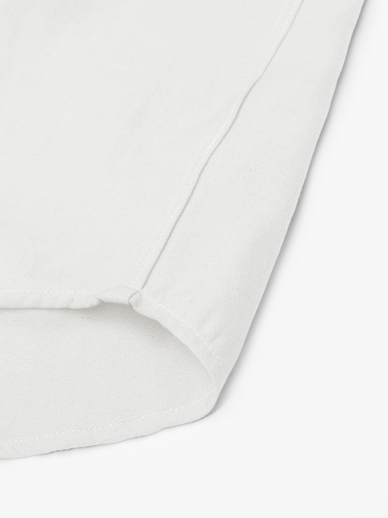 Áo Sơ Mi Herringbone Nẹp Dấu Khuy Form Regular SM211 Màu Trắng