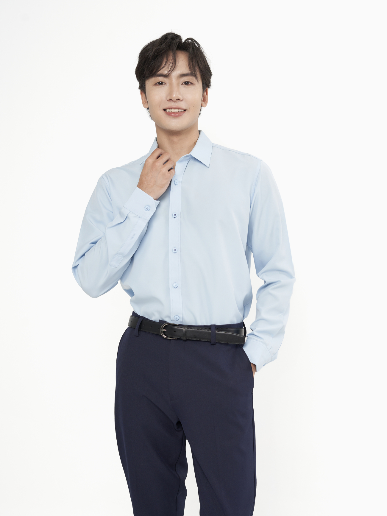 Áo Sơ Mi Trơn Vải Modal Ít Nhăn Form Slimfit SM079 Màu Xanh Biển
