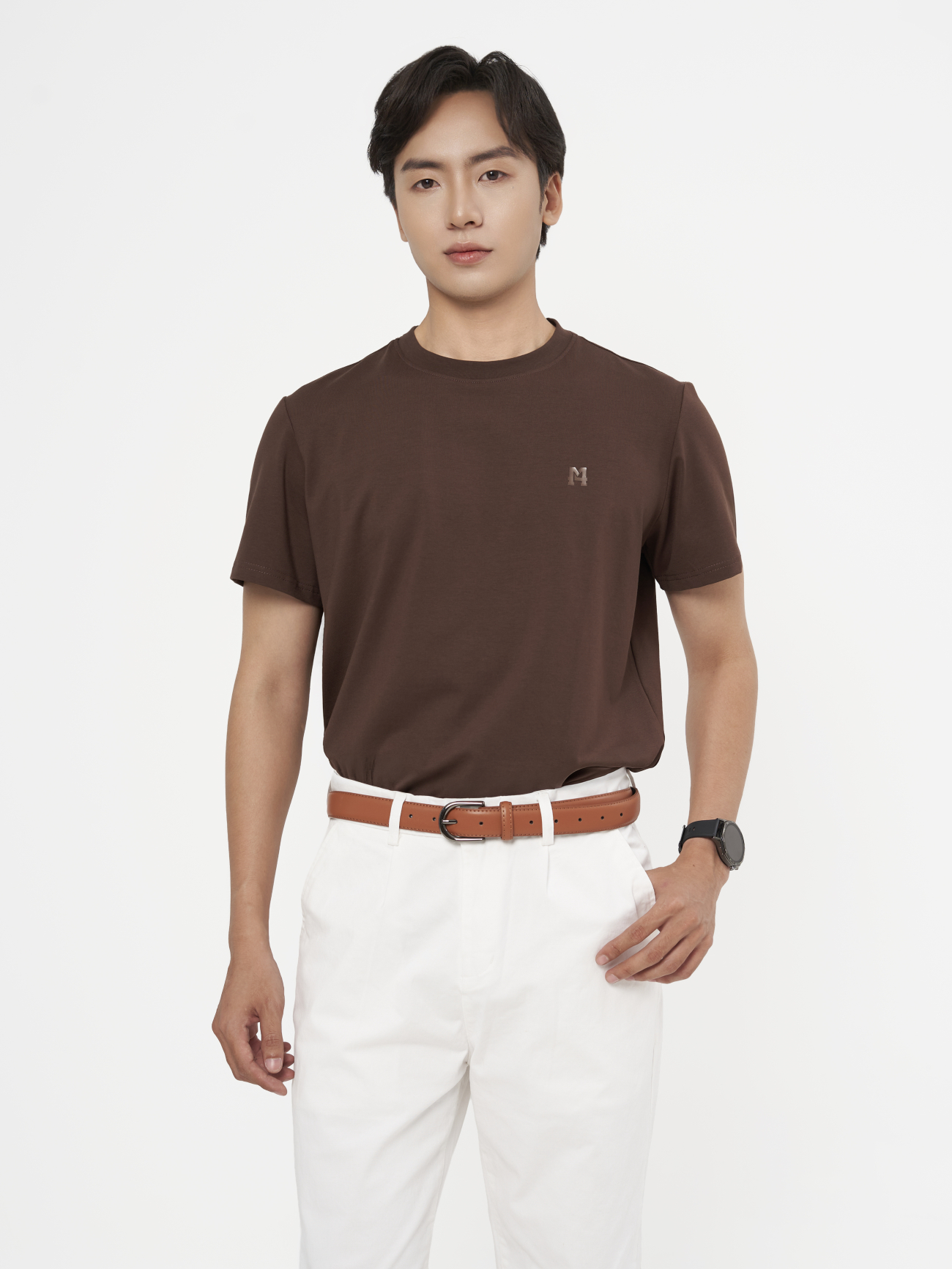 Áo Thun Cổ Tròn Trơn Form Slimfit AT132 Màu Nâu Nhạt