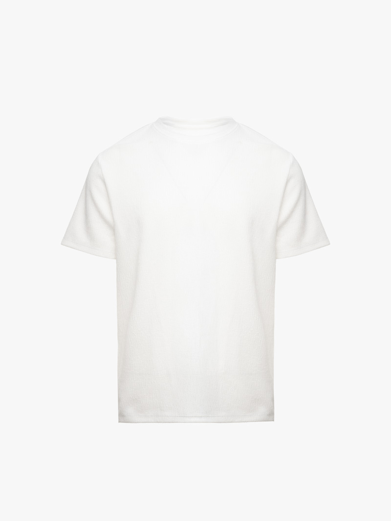 Áo Thun Dệt Kim Thêu Logo M Form Regular AT181 Màu Trắng